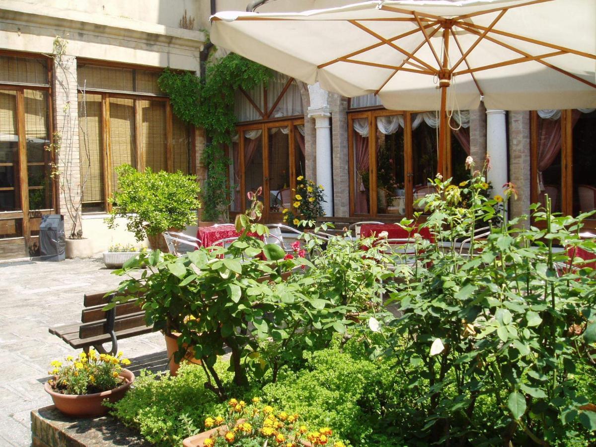 Domus Ciliota Hotel Venice Exterior photo
